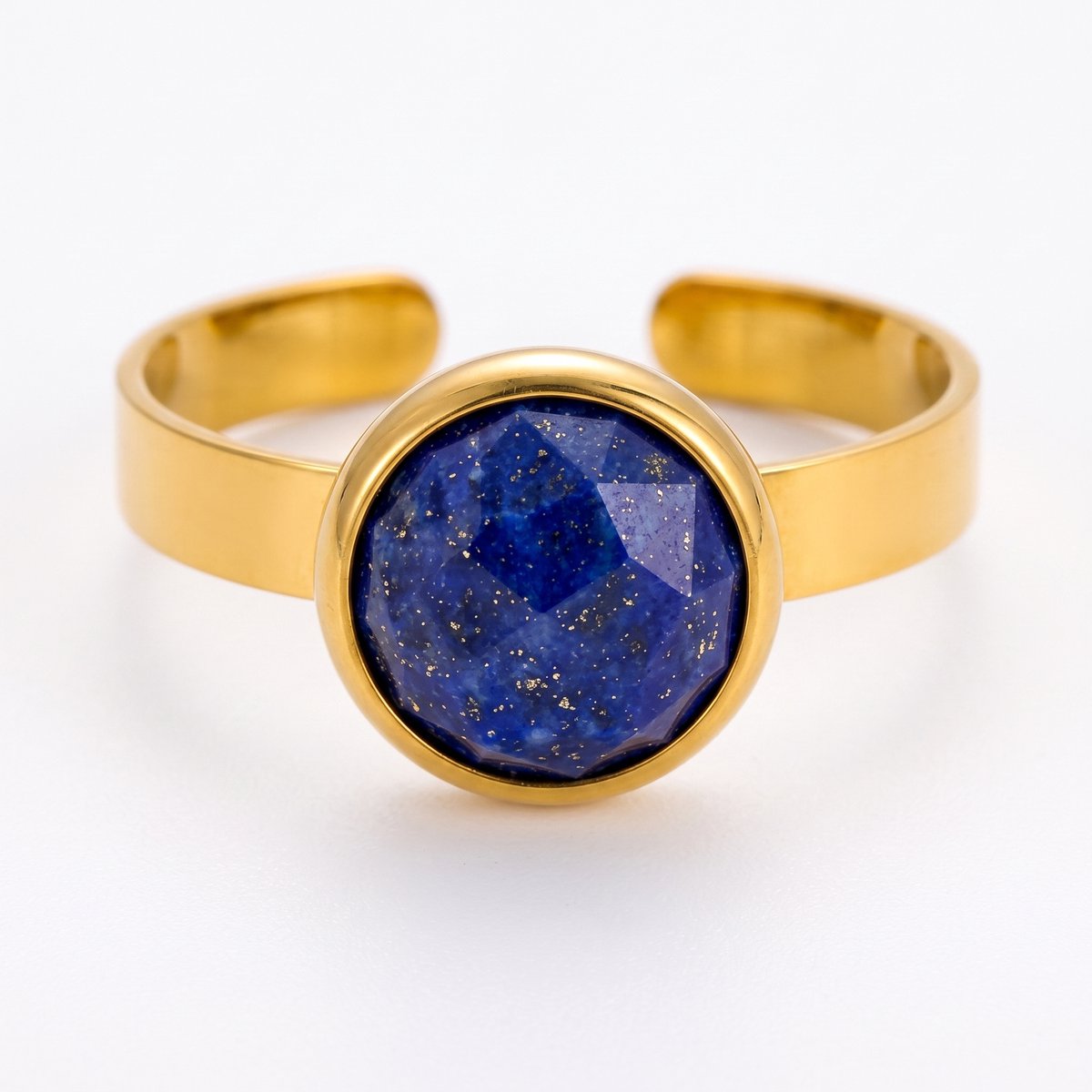 Lundholm Ella Lapis Lazuli Ring Dames Goudkleurig – Verstelbare Ring met Echte Edelsteen Ringen Dames Sieraad Cadeau voor Haar Blauwe Steen Ring – Premium Stainless Steel Gold PVD Plated – One Size Natuursteen Ring – Waterproof & Hypoallergeen