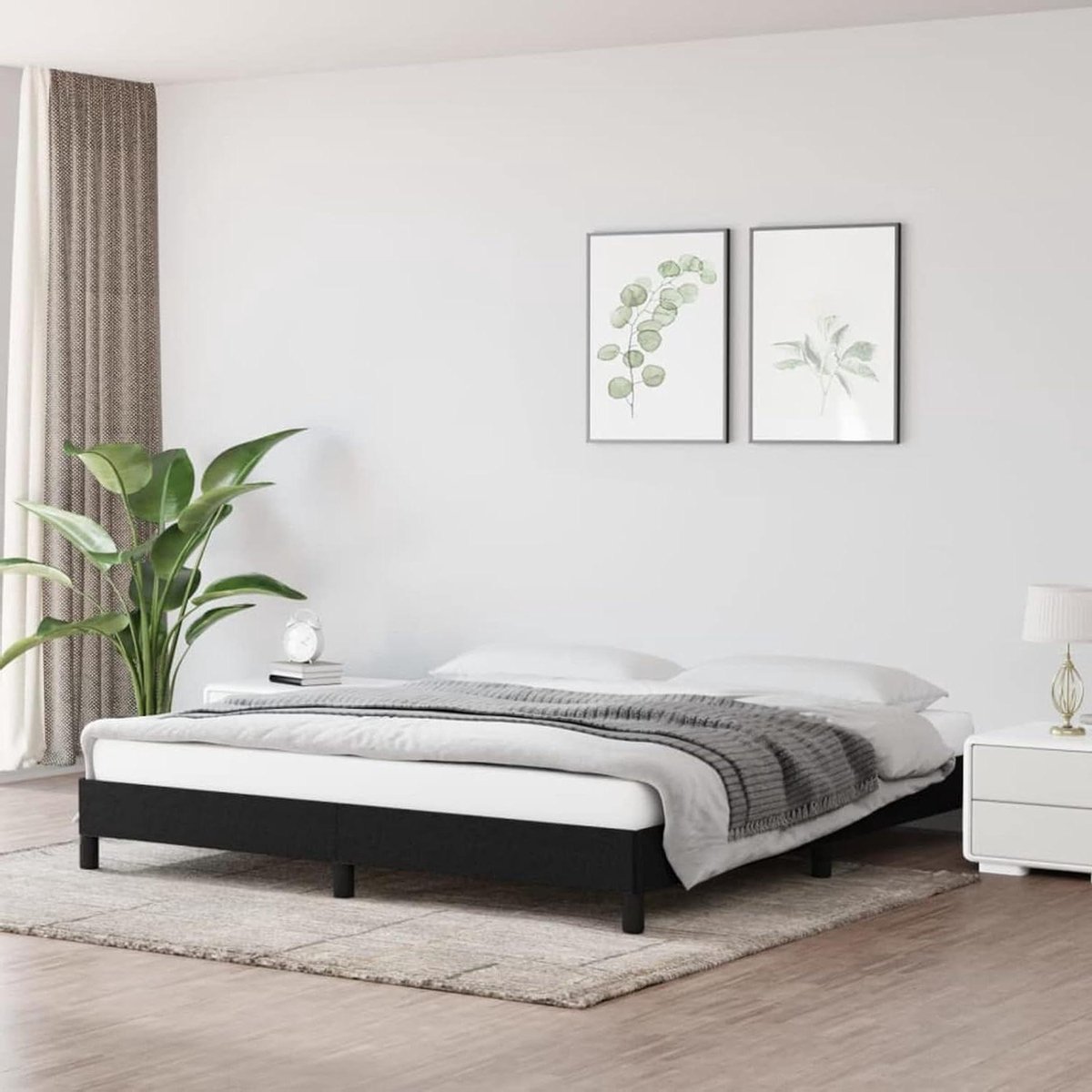 Bedframe - Tweepersoonsplatform - Goede nachtrust - Robuuste steunpoten - 180x200 cm - Zwart