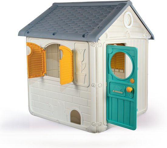 Wit speelhuis met grijze dakpannen, oranje luiken en een groene deur. Met bloempotten en dierenmotieven.