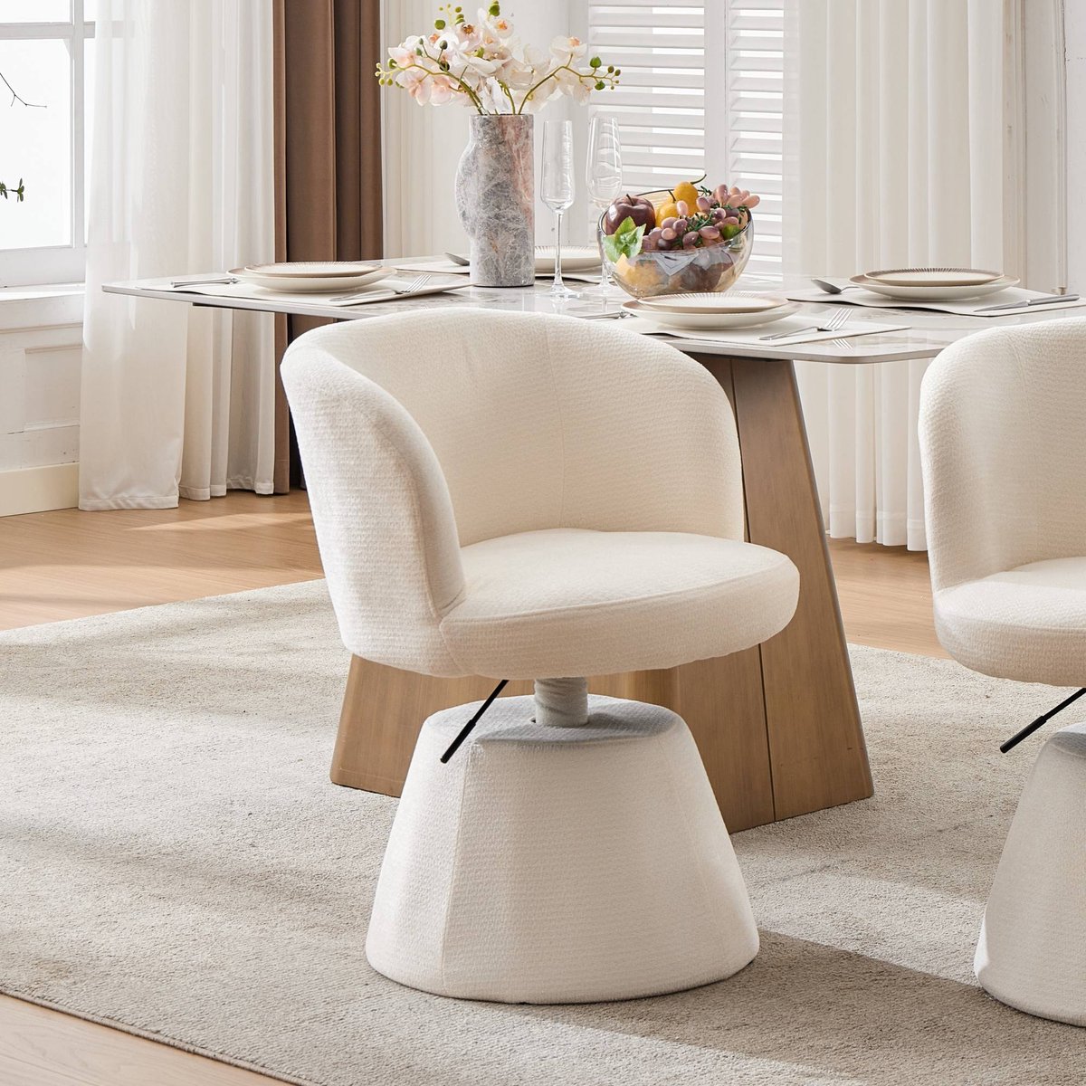 MEUNIQ barkruk met verstelbare hoogte en 360° draaifunctie, chenille bekleding, rugleuning en armleuningen, metalen voet, beige