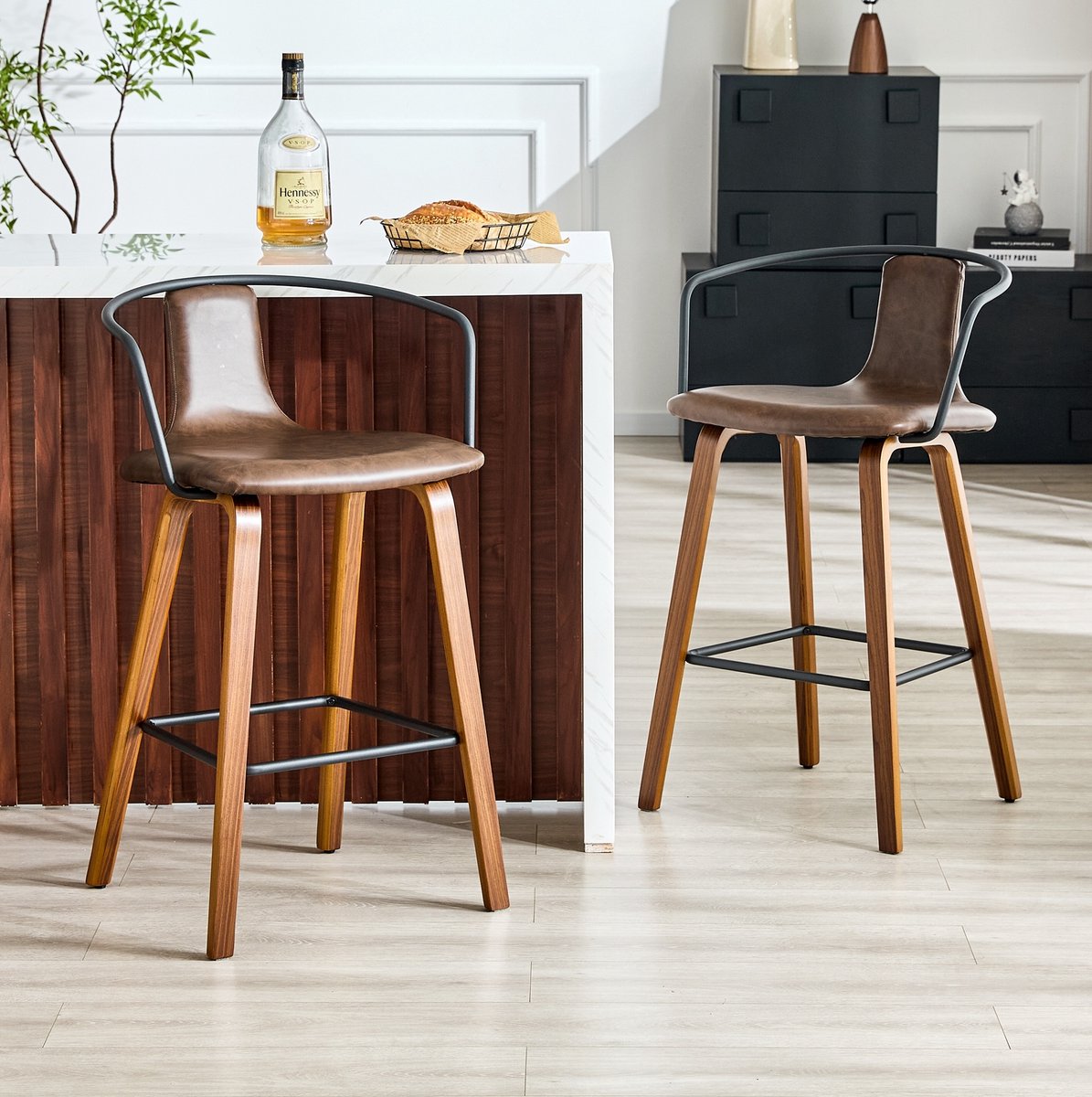 OKWISH Barkruk - Set Van 2 Met Armleuningen En Rugleuning - Scandinavisch Design Voor Keukeneiland En Bartafel - Hout En Kunstleer - Bruin