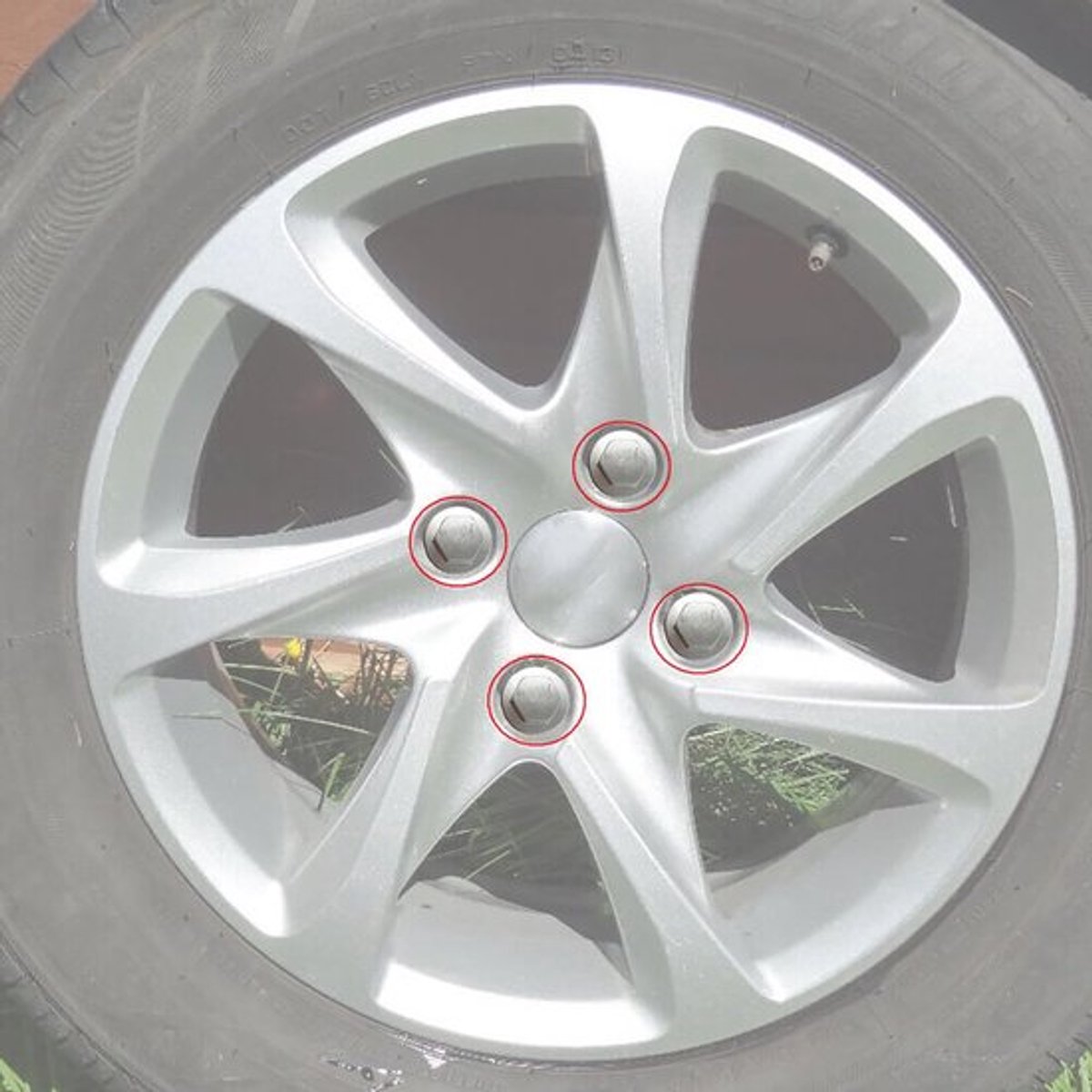 Wielbouten 4 Stuks M12x1,25 - Aluminium - Zilver - Kogelband - Voor Stalen/Lichtmetalen Velgen - Totale Lengte 57 mm - Wielmoeren