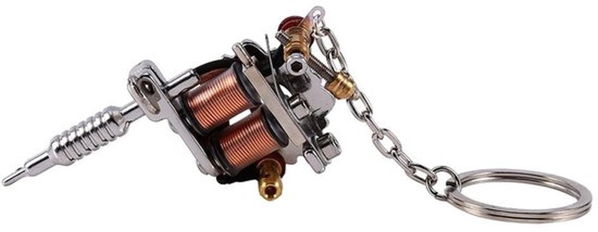 Sleutelhanger Mini - Tattoo Hine - Lichtgewicht - Duurzaam - Zinkmetaallegering - Uniek Ontwerp - Tattoo Hanger
