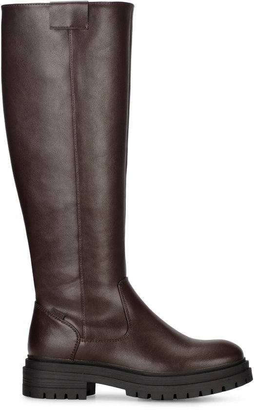 Botte marron foncé en cuir jusqu'au genou avec semelle épaisse, vue de côté.