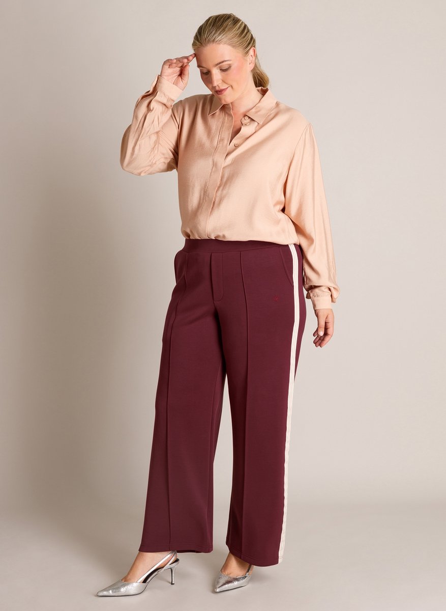 YEST CURVE Judit Essential Blouses - Warm Beige - maat 2(50)