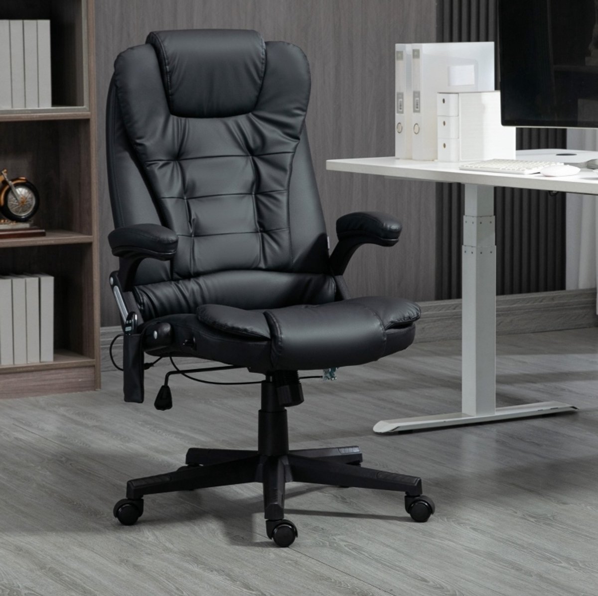 REDOM - Bureaustoel - Massagefunctie met 6 vibratiepunten - Hoge rugleuning met armleuningen - Verwarmingsfunctie en 360° draaibaar - Kunstleer - Zwart - 68 x 111-121 cm