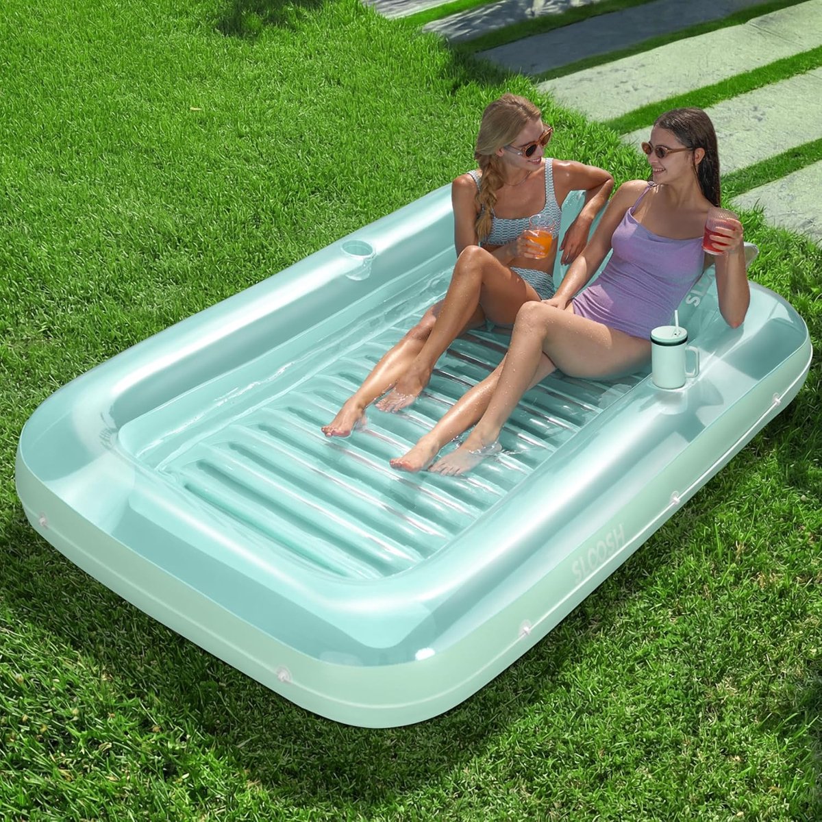 Luchtbed zwembad - Opblaasbare zwembad - Opblaasband - Opblaasbare Waterlounge - XXL Pool Float met Hoofdkussen en 2 Bekerhouders - Opblaasbaar Zonnebed voor Strand Meer en Vakantie - Comfortabele Watermat voor Volwassenen