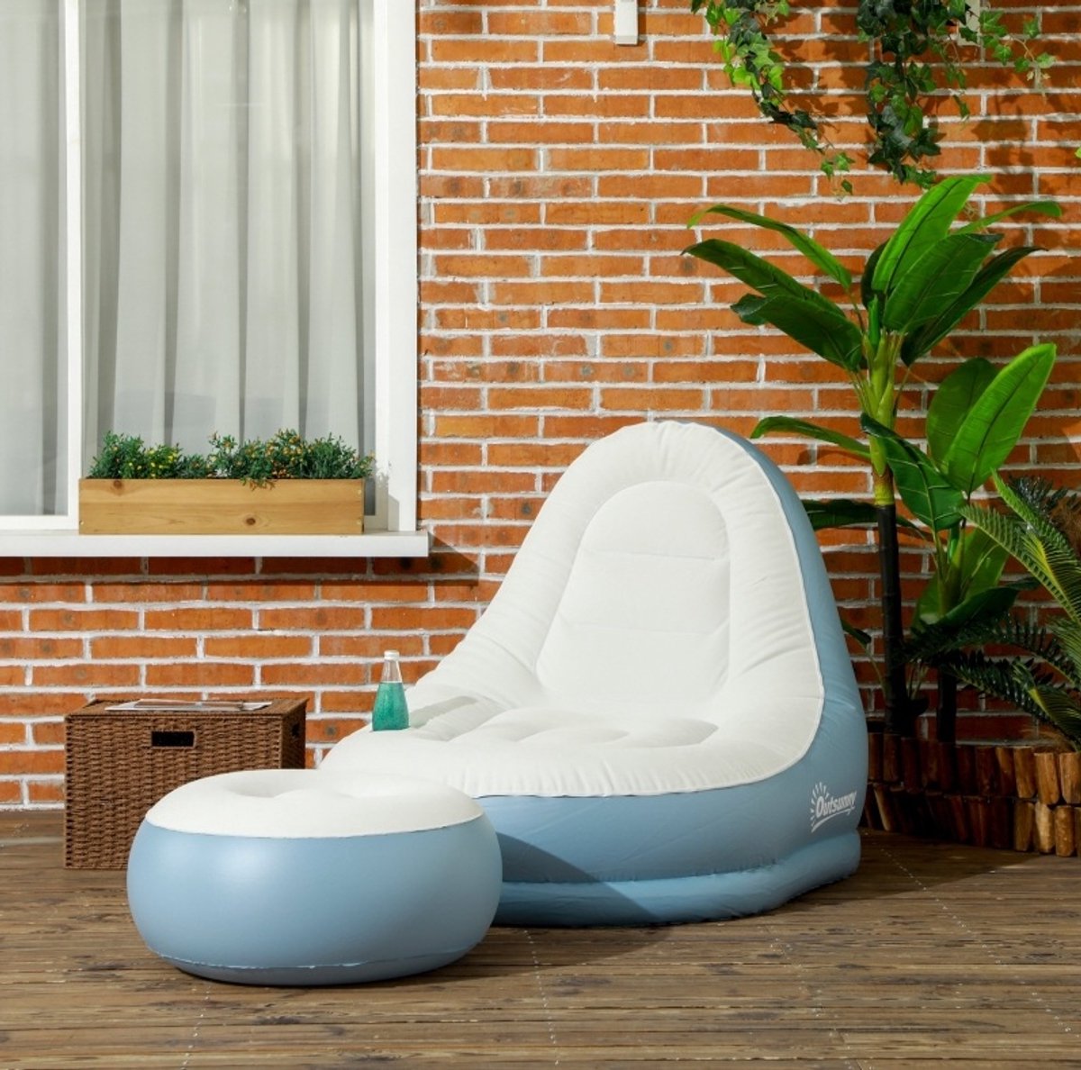 MEUNIQ opblaasbare fauteuil 125 x 100 x 87 cm met voetenbank en bekerhouder, kunststof luchtfauteuil voor thuis en camping, wit
