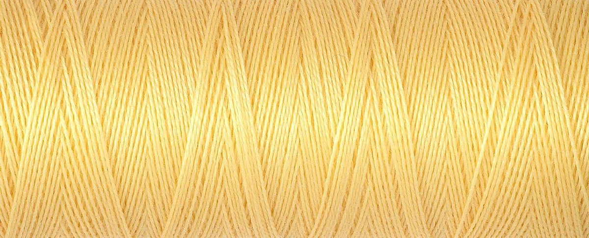 Garen Set - Naaigaren Polyester - Kleding Maken - Voor Hand en Machine - 100 Meter - Vanille