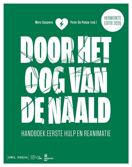 Livre "Door het oog van de naald" avec "Manuel des premiers secours et de réanimation" et "Édition révisée 2026".