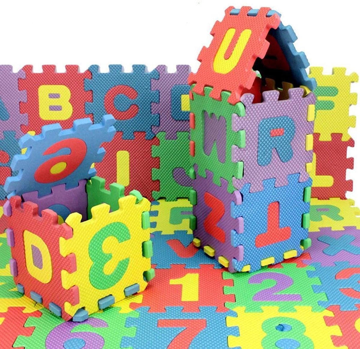 Dailygoods- Speelmat Schuimrubber - Puzzelmat 36 Stuks - Alfabet/Cijfers - Kinderen - Kleurrijke EVA Tegels - Afmetingen 12 x 12 cm