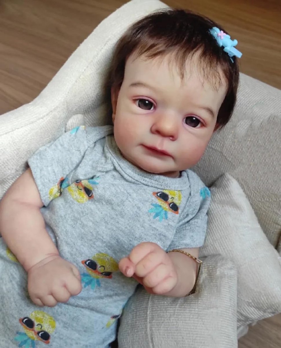 Babypop Meisje - Levensechte pop - Rollenspel - Volledig beweegbaar - 45 cm - Met grijze outfits