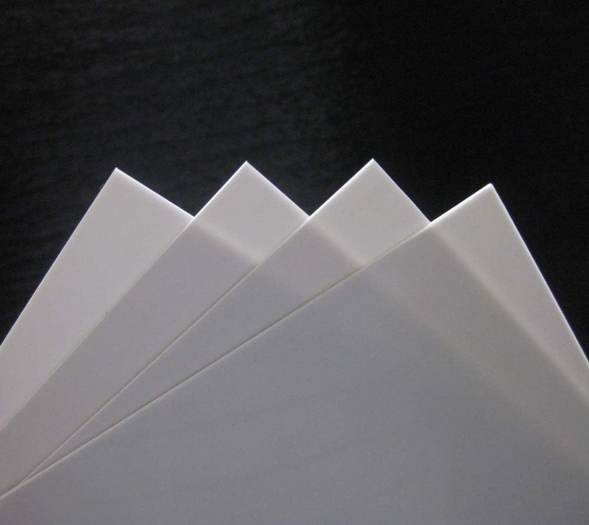 4 Stks 2mm Dikte 200mm x 250mm Wit ABS Polystyreen Bladen 9.84 "x 7.87 "x 0.079" voor Model Trein Layout Nieuwe