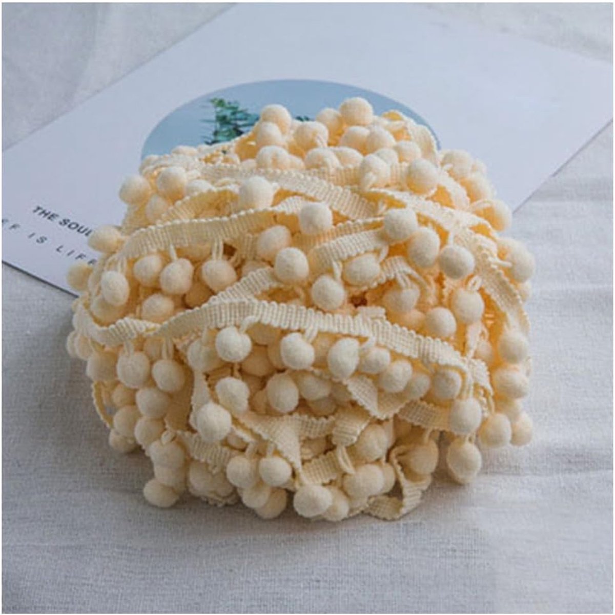 Kleurrijk Pom Poms Kwast Borte Kantenband met 1,2 cm Pompons Kwast Trim Band voor Knutselen Naaien Kleding Thuis Decoreren Beige 18 meter