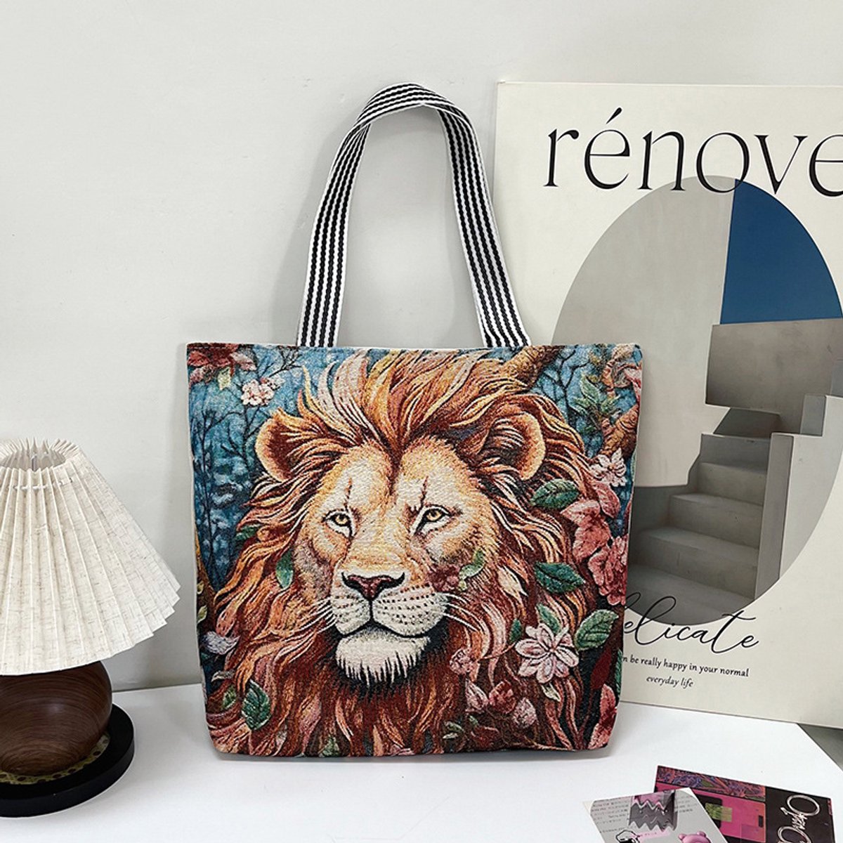 Canvas dames tote tas - 3D geborduurde vlinders - groot formaat - afmetingen 44 x 37 x 9 cm-Gouden leeuw