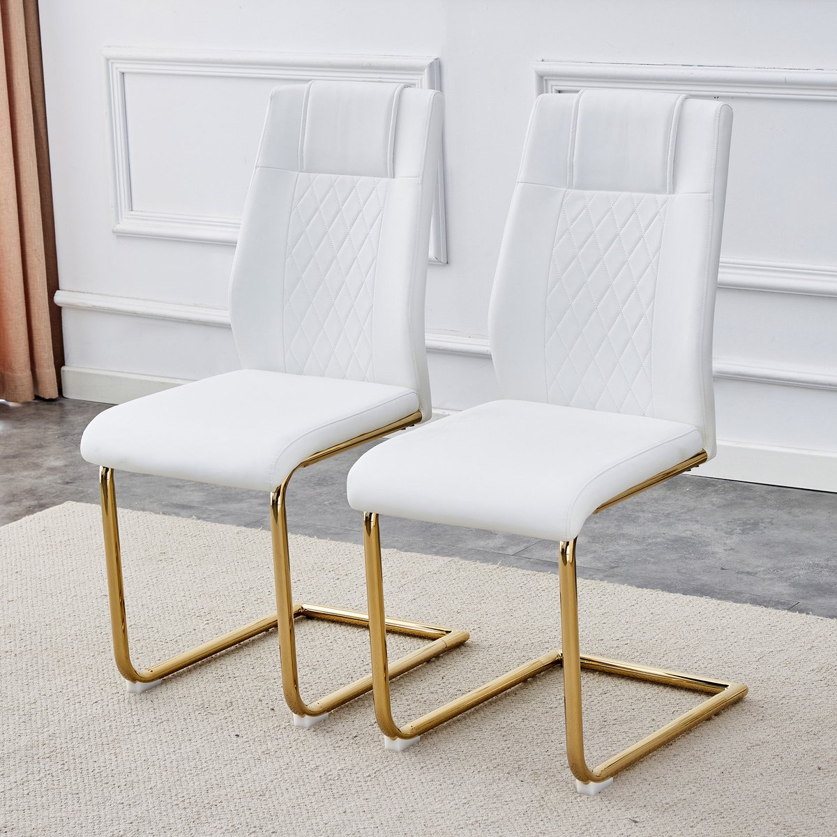 FloraGrace Eetkamerstoel Set Van 4 – Scandinavisch Design Met Wit PU-Leer En Goudkleurig Metalen Onderstel – Voor Eetkamer En Woonkamer