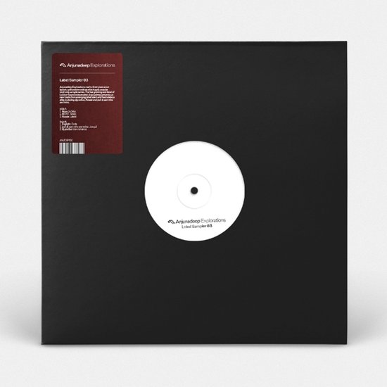 Pochette de disque noire avec une étiquette blanche au centre indiquant 'Anjunadeep Explorations' et 'Label Sampler 03'.