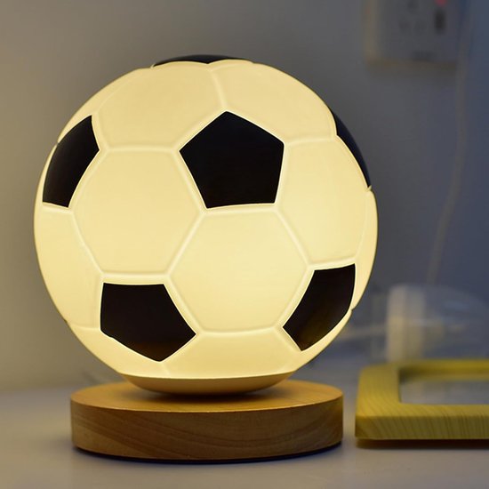Voetbal Nachtlampje - Led Sfeerlamp - Decoratie Kamer - Realistisch Design - 21x22 cm - Wit — afbeelding 4