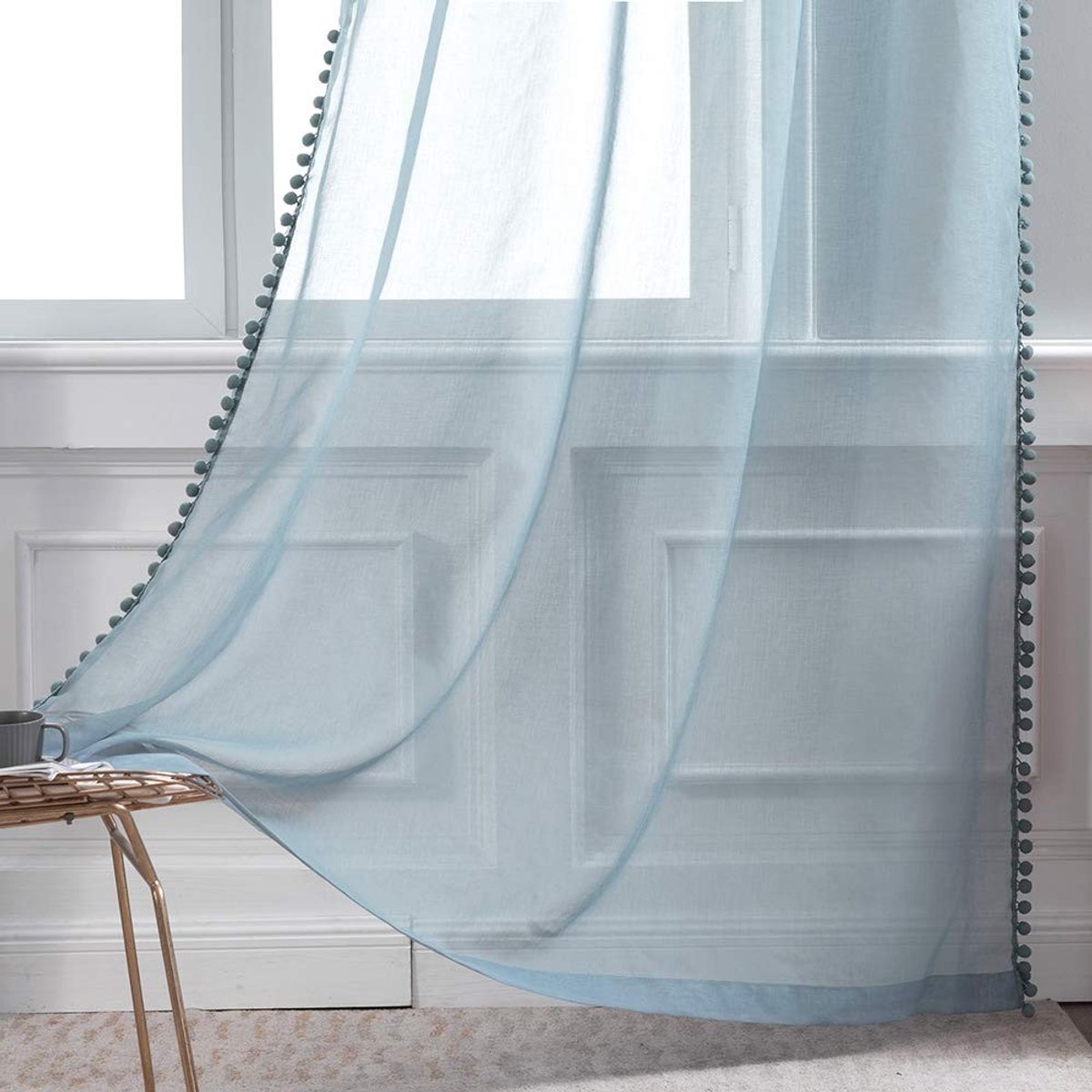 Omgoods - Sheer Gordijnen met Pompons - 2 Panelen 140 x 175 cm