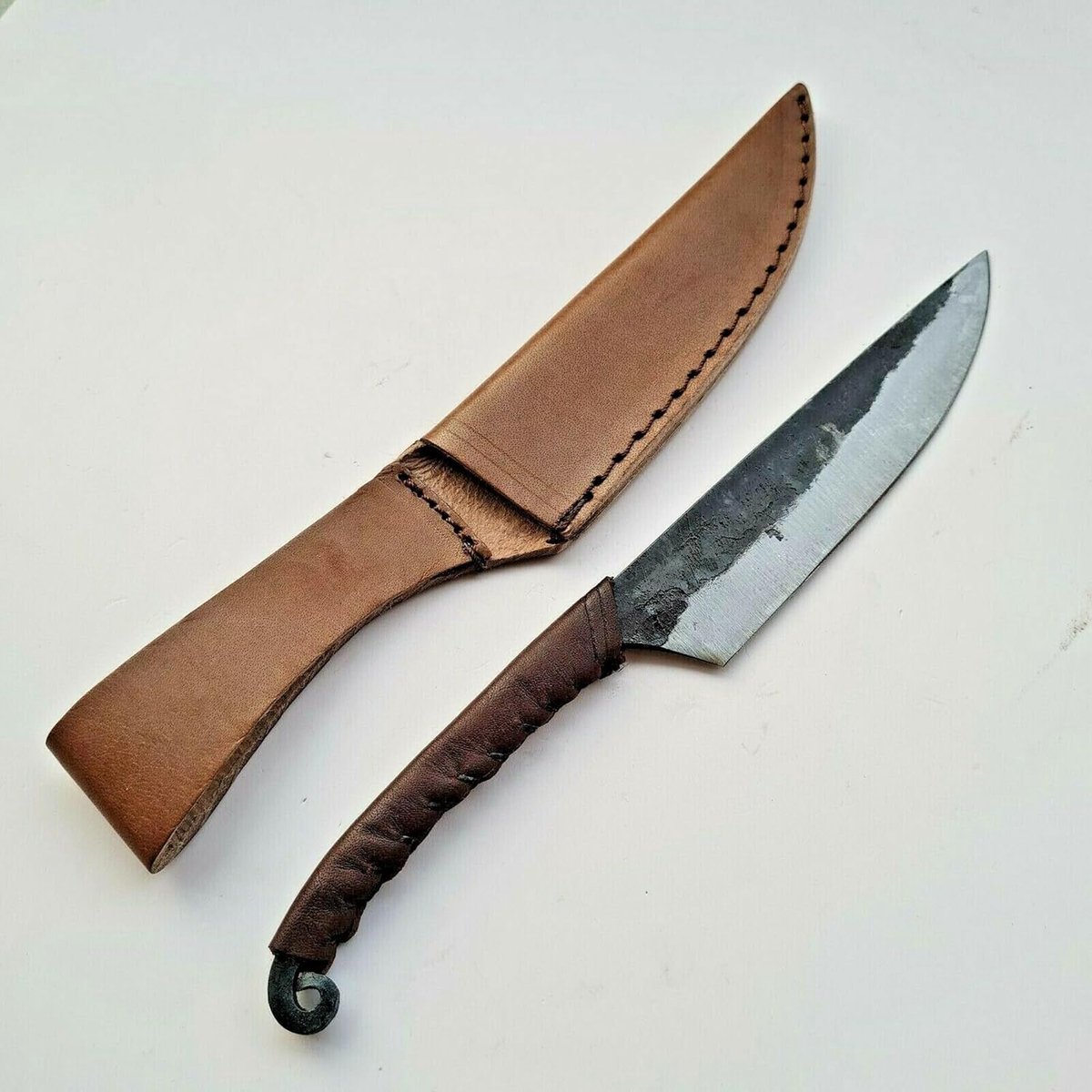 mes | handgemaakt Vikingmes | Keltisch mes voor tuin en camping met leren tas | LARP | HFK24