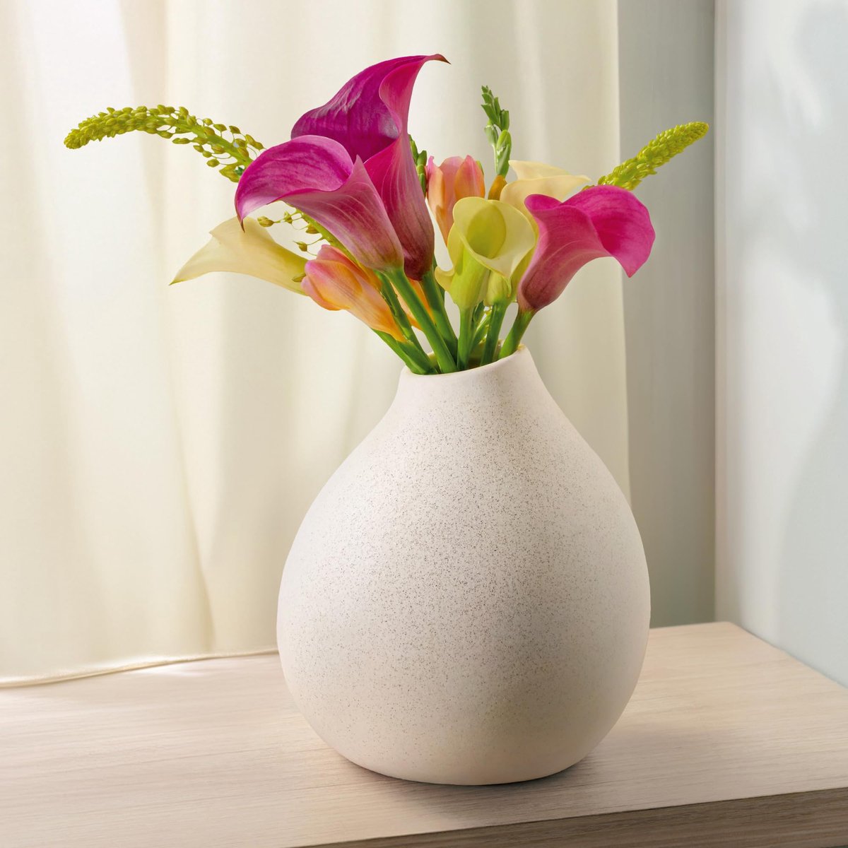 Vaas Wit - Bloemenvaas met Zandtextuur - Waterdicht - Handgemaakte - Decoratieve Vaas voor Tafeldecoratie & Cadeau - Ideaal Voor Thuis & Op Kantoor