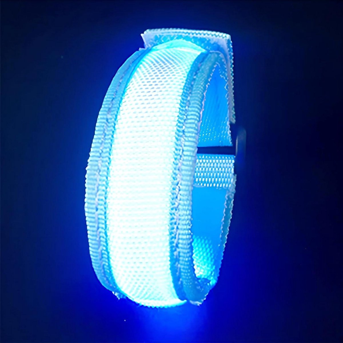 Reflecterende band - Oplaadbaar licht - Veilig sporten - USB oplaadbaar - One size - Blauw