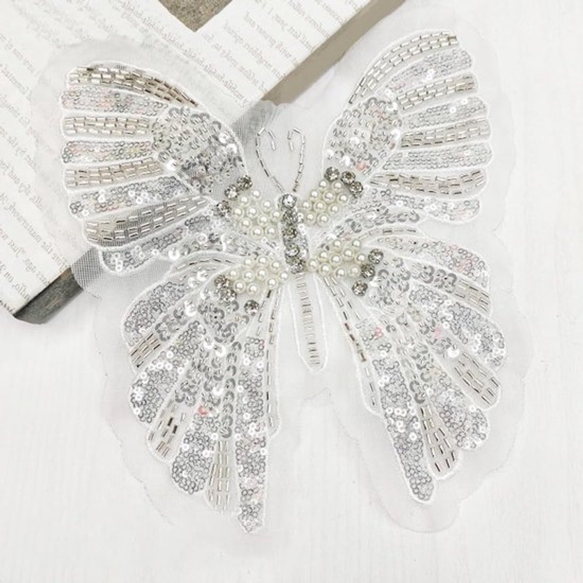 Grote Vlinder Beads Sequins Borduurapplicaties, Lint Patches voor Kleding en Bruidsjurken, Handgemaakte Decoratie voor Mode en Creatief Naaiwerk