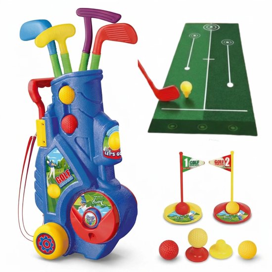 Blauwe golfkar met kleurige clubs, golfmat, oefenballen, tees en vlaggetjes.