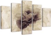 Trend24 - Canvas Schilderij - Ashen Flower - Vijfluik - Bloemen - 100x70x2 cm - Beige