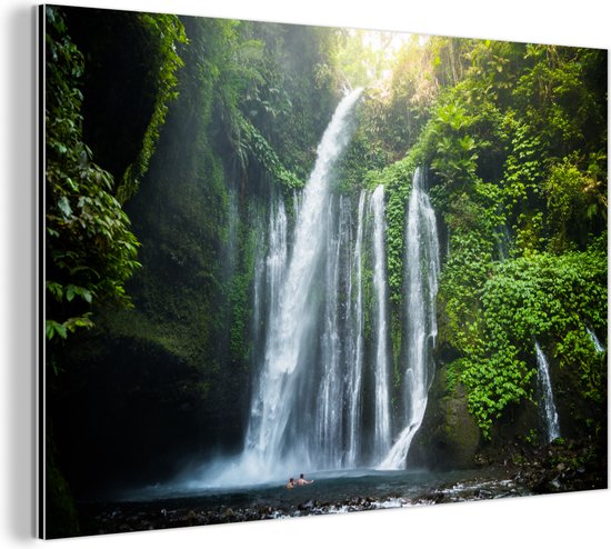 Wanddecoratie Metaal - Aluminium Schilderij Industrieel - Lombok waterval - 60x40 cm - Dibond - Foto op aluminium - Industriële muurdecoratie - Voor de woonkamer/slaapkamer