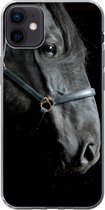 Geschikt voor iPhone 12 mini hoesje - Paard - Zwart - Halster - Siliconen Telefoonhoesje