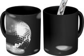Magische Mok - Foto op Warmte Mok - Discobal in nachtclub - zwart wit - 350 ML