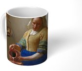 Mok - Koffiemok - Het melkmeisje - Schilderij van Johannes Vermeer - Mokken - 350 ML - Beker - Koffiemokken - Theemok