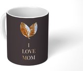 Mok - Koffiemok - Spreuken - Quotes I Love Mom - Moederdag - Moeder - Goud - Zwart - Mokken - 350 ML - Beker - Koffiemokken - Theemok - Mok met tekst