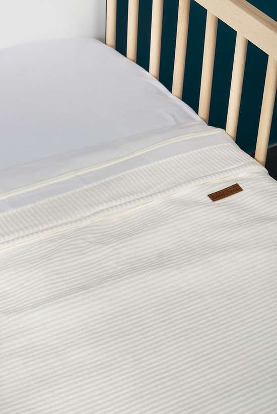 Baby's Only Ledikantdeken teddy - Baby deken Sense - Dekentje voor jongens en meisjes - 2.6 TOG - 100x135 cm - Wit - Rib corduroy stof - Herfst & winter deken van Baby's Only — afbeelding 3