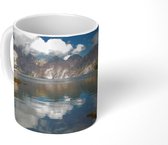 Mok - Reflectie van het berglandschap in het Nationaal Park Gunung Rinjani op Lombok - 350 ML - Beker