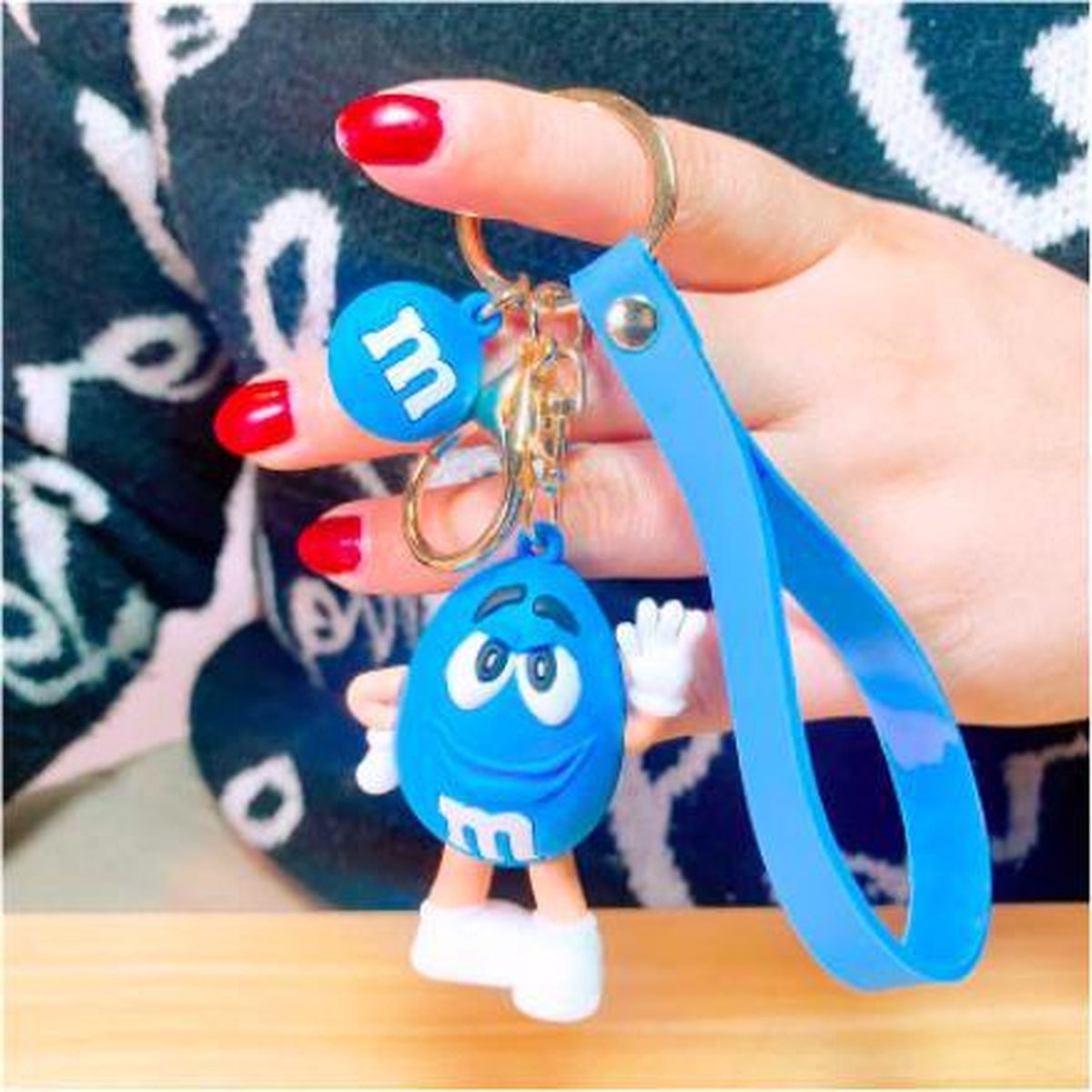 ProductGoods - 1 M&M Blauw Sleutelhanger - Fiets Decoratie - Sleutelhangers - M&M