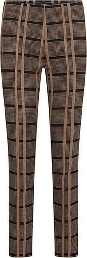Bruine broek met een ruitpatroon in zwart en beige. De broek is aan de voorkant voorzien van een visgraatmotief.