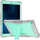 Siliconen + pc schokbestendige beschermhoes met houder voor iPad 9,7 inch (2017/2018) (grijs + groen)