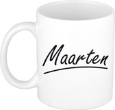 Maarten naam cadeau mok / beker met sierlijke letters - Cadeau collega/ vaderdag/ verjaardag of persoonlijke voornaam mok werknemers