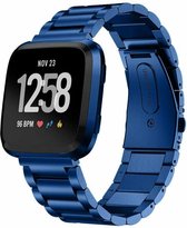 Stalen Smartwatch bandje - Geschikt voor Fitbit Versa / Versa 2 stalen bandje - blauw - Strap-it Horlogeband / Polsband / Armband