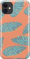 Apple iPhone 11 Hoesje - Premium Hardcase Hoesje - Dun en stevig plastic - Met Plantenprint - Tropische Blaadjes - Oranje