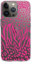 Casetastic Apple iPhone 13 Pro Hoesje - Softcover Hoesje met Design - Safari Pink Print