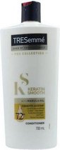 Conditioner Keratin Smooth Tresemme (700 ml) (700 ml)