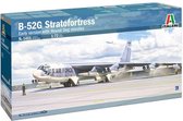 1:72 Italeri 1451 B-52G Stratofortress Early version with Hound Dog Missiles Plastic Modelbouwpakket