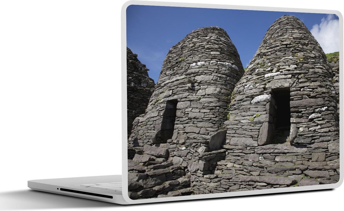 Afbeelding van product SleevesAndCases  Laptop sticker - 17.3 inch - Het klooster op Skellig Michael