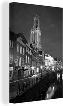 Canvas Schilderij De Domtoren en de oude gracht van Utrecht in Nederland - zwart wit - 80x120 cm - Wanddecoratie