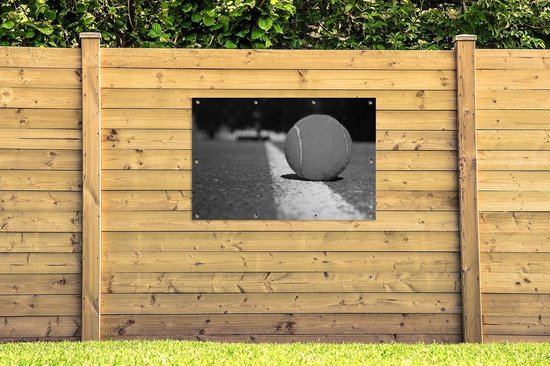 Affiche jardin - Toile Posters de jardin extérieur - Balle de tennis sur le court de tennis - noir et blanc - 120x80 cm - Jardin