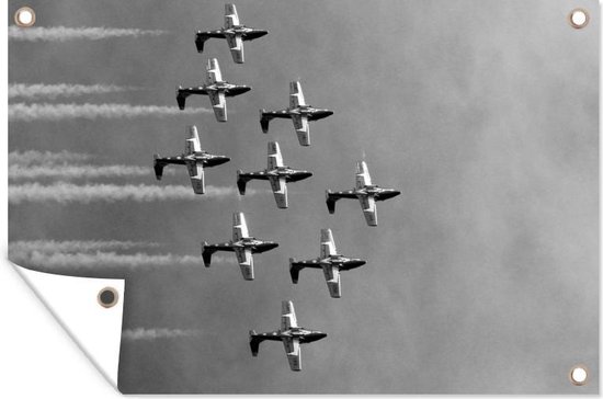 Foto: Tuinposters buiten acrobatische snowbirds vliegtuigen vliegen in formatie zwart wit 90x60 cm tuindoek buitenposter