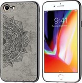 Voor iPhone SE 2020 Mandala stoffen hoes met reliëf PC + TPU mobiele telefoonhoes met magnetische functie en draagriem (grijs)